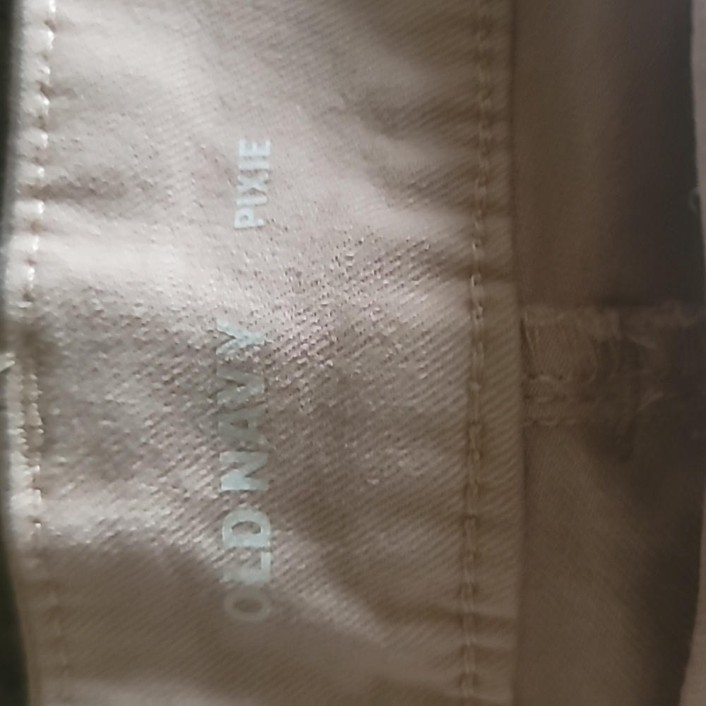 Old navy pixie pants - Picture 2 of 6